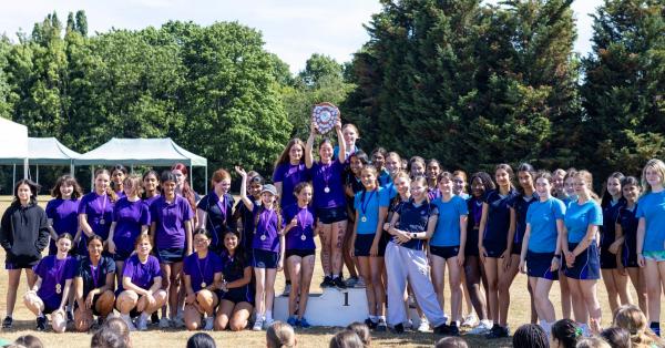 Спортын Тэмцээнүүд ба Багийн Спорт